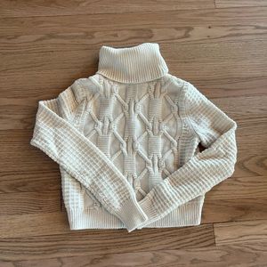 NWOT Club Monaco Cropped Turtleneck XS
